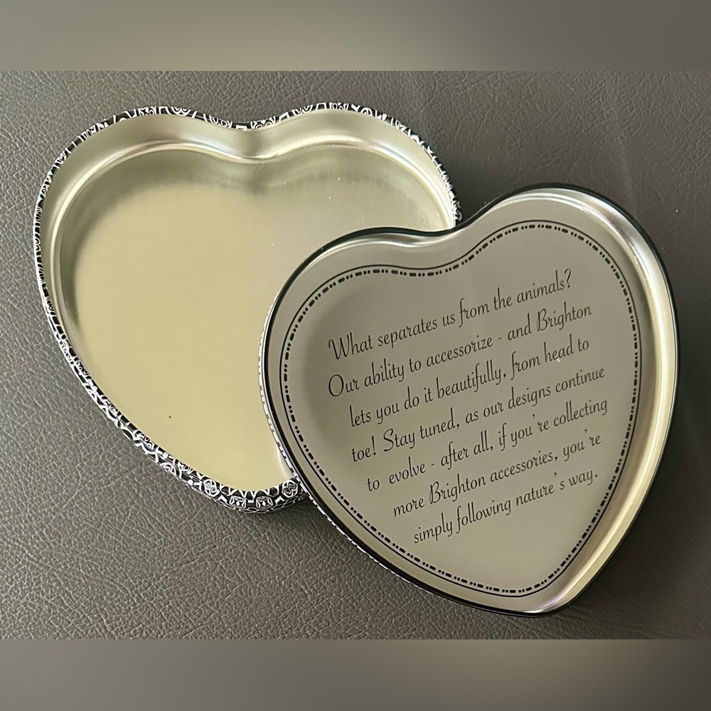 New!!! Brighton Black and White Heart Box